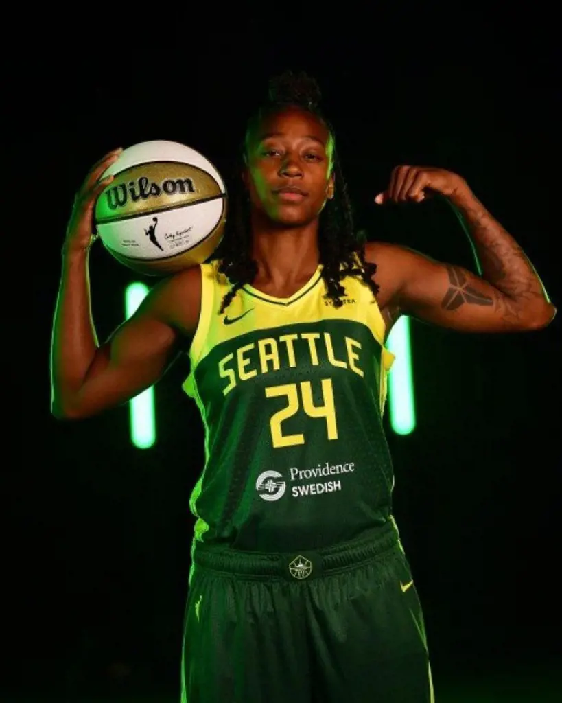 Jewell plays with a number '24' with the Seattle