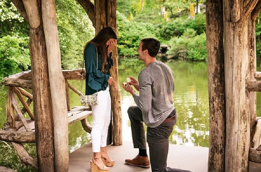 The NBA star gets down on one knee 