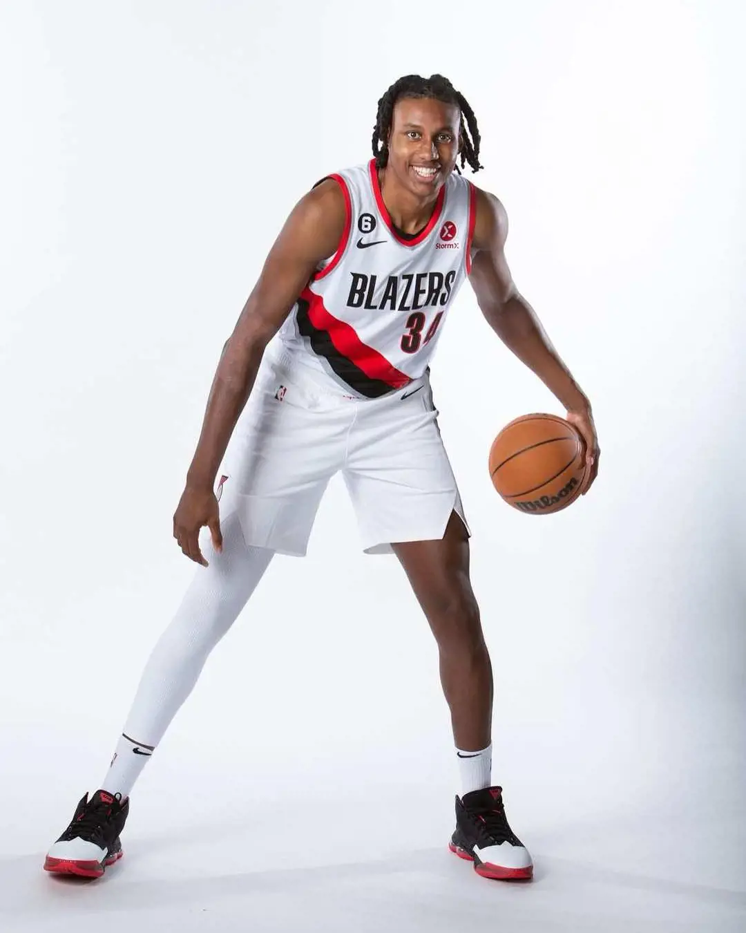 Jabari got a $1.01 million in his first year as the 57th pick in the NBA draft 2022 by Portland Blazers.